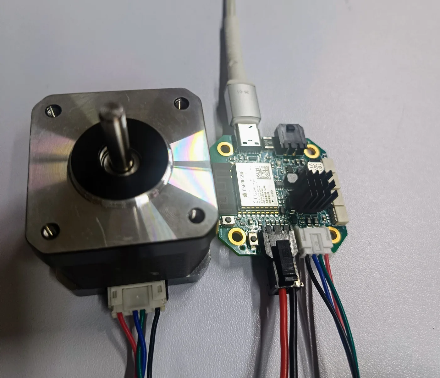 Real CANStepper board prototype connected to a NEMA 17 stepper motor